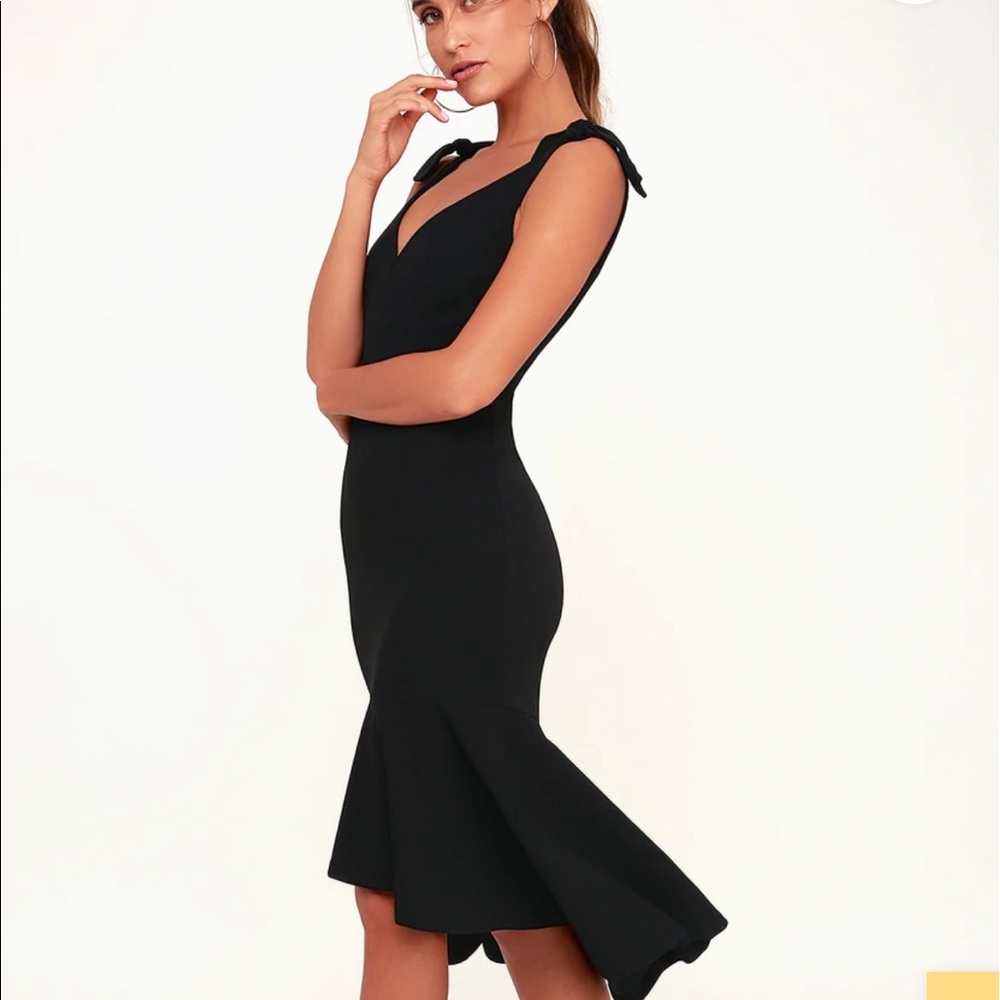 Want You to Want Me Black Trumpet Hem Bodycon Midi